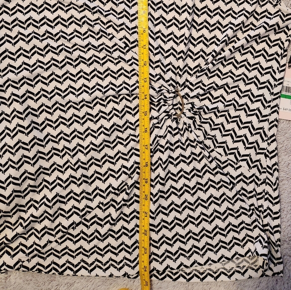 Ivanka Trump shell - Picture 8 of 9